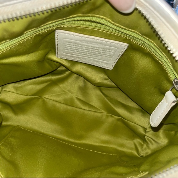 Rare Coach Bleeker Signature Floral Appliqué Hand Bag - Picture 4 of 8